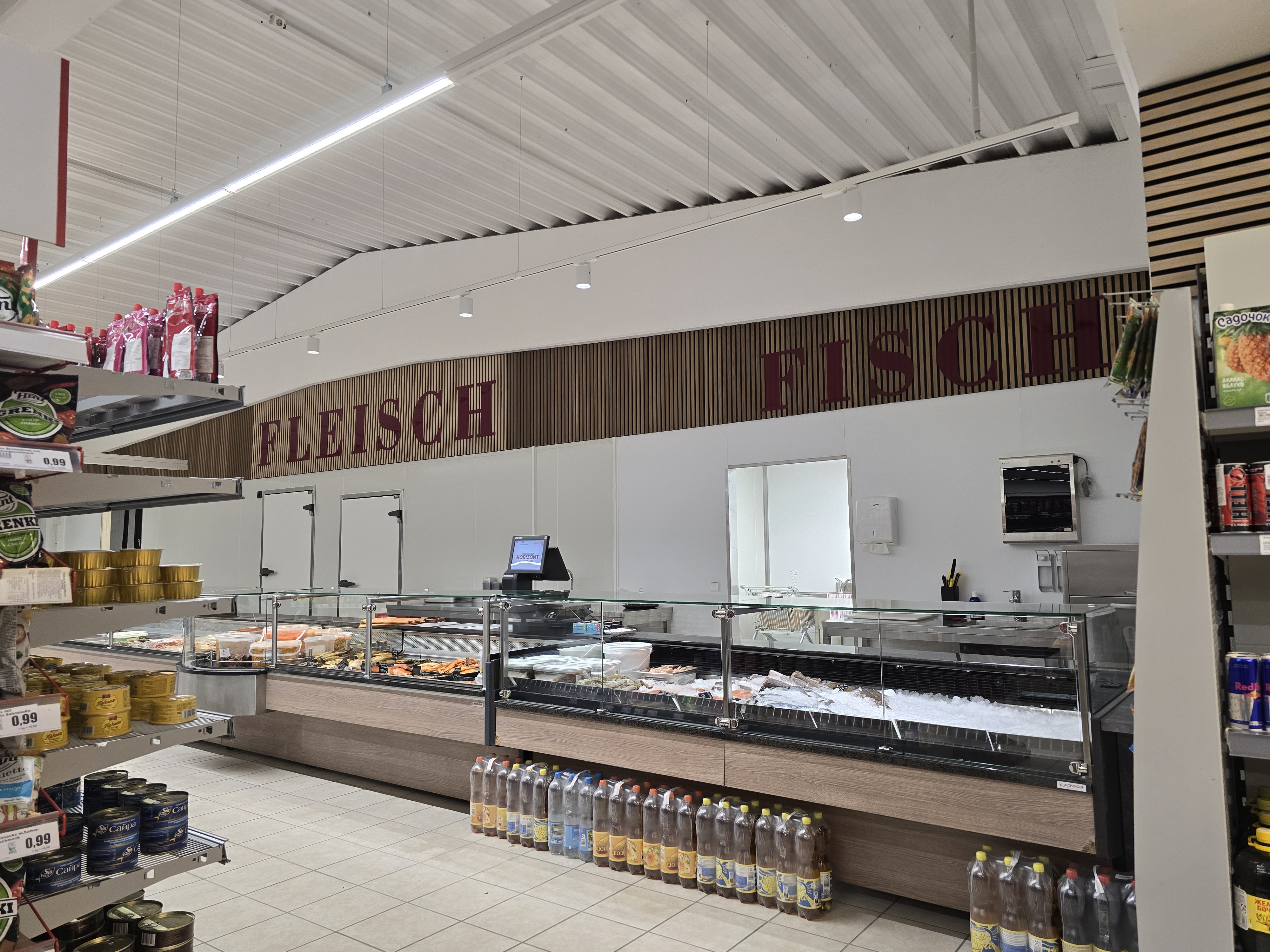 Panorama der Fleisch- und Fischtheke
